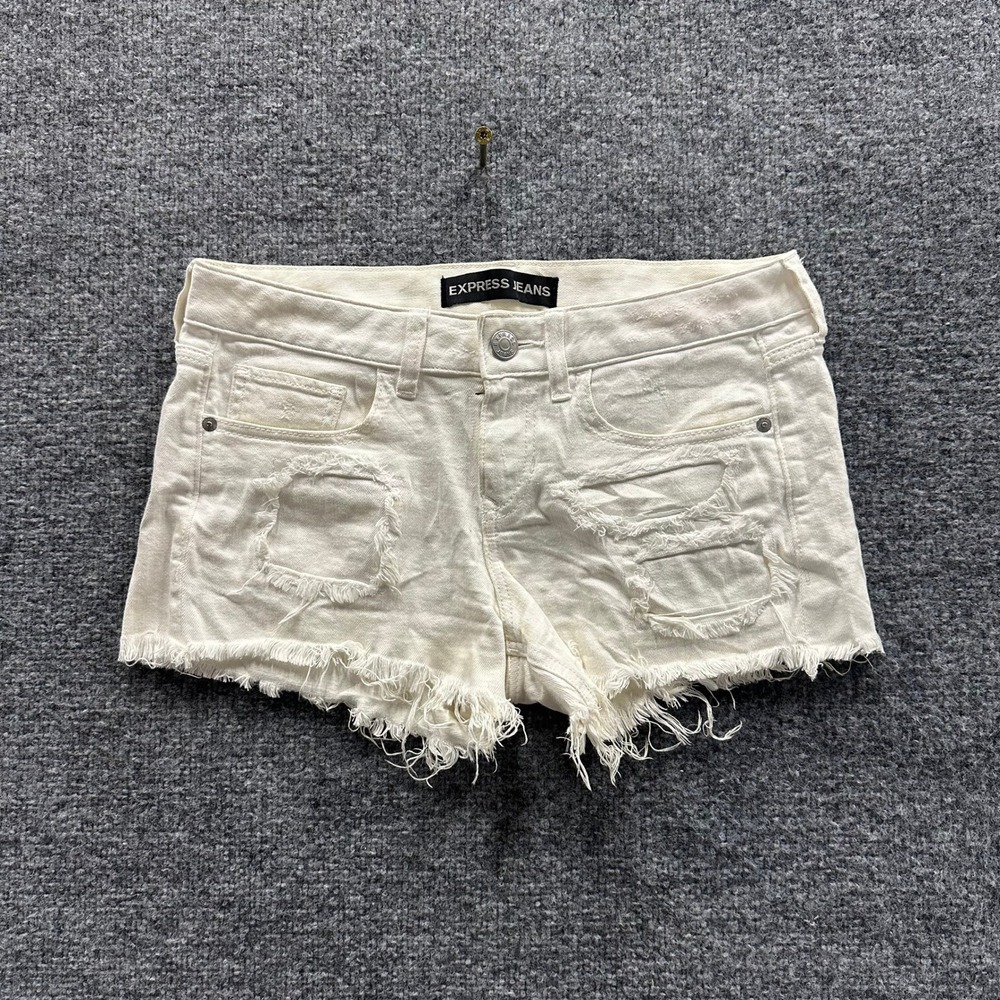 Express Jeans Shorts Womens Size 4 White Distressed Frayed Hem Denim Low Rise